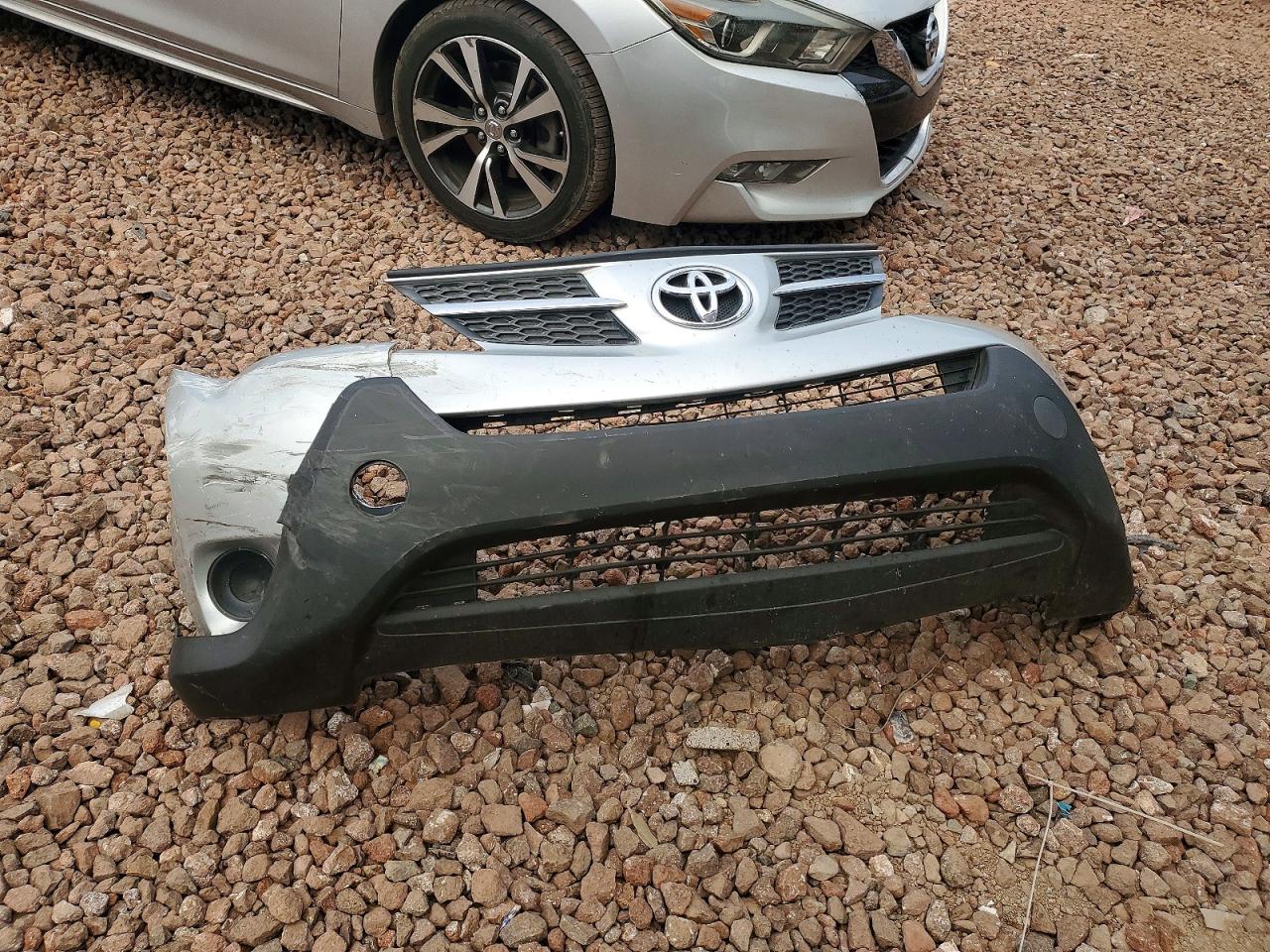 2015 TOYOTA RAV4 LE photo 12