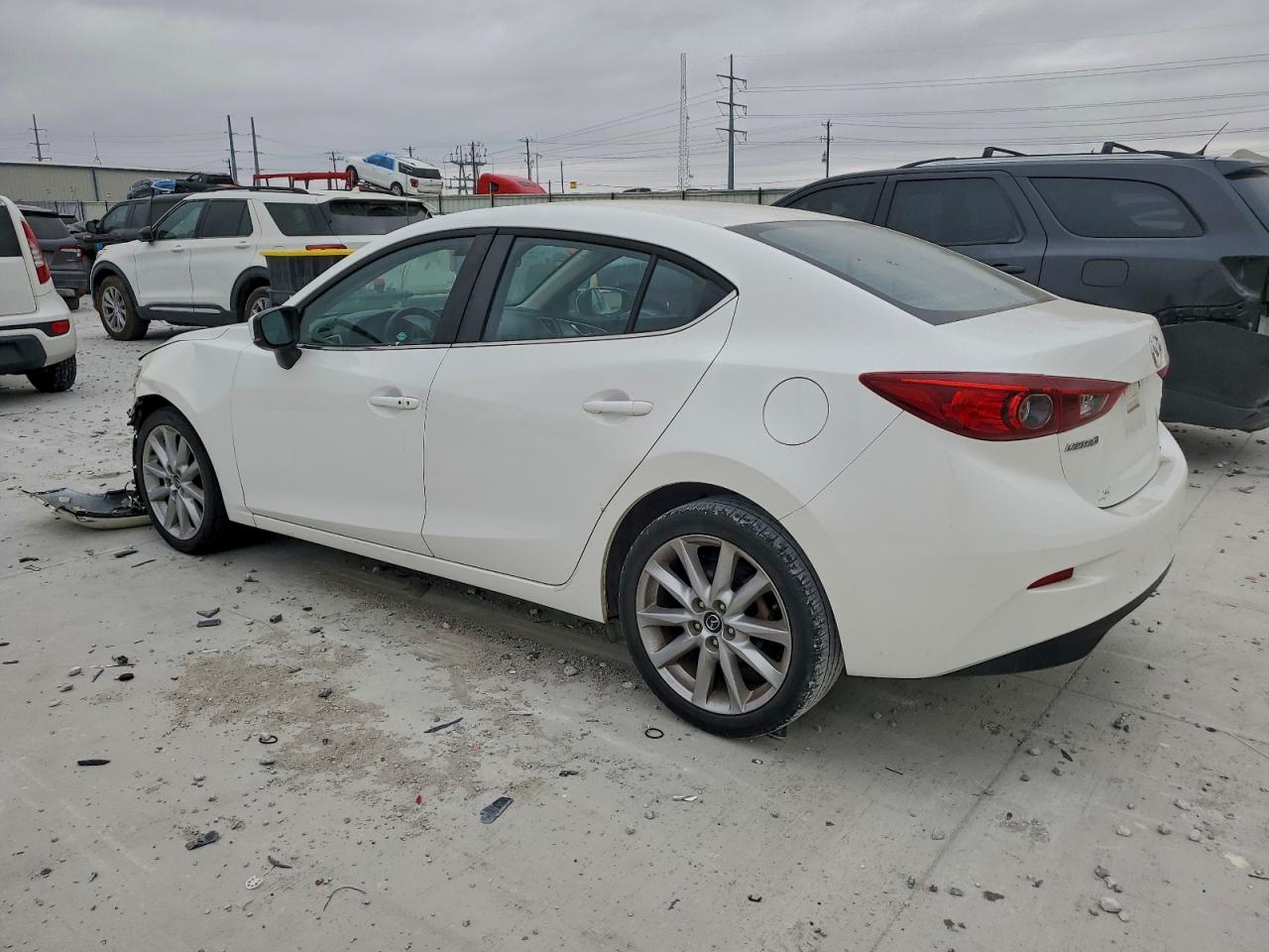 2017 MAZDA 3 TOURING photo 4