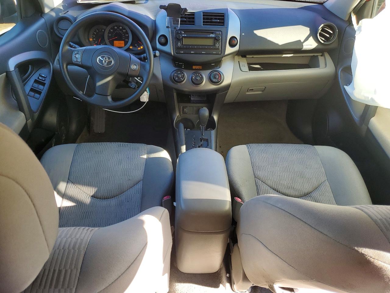 2012 TOYOTA RAV4 photo 15