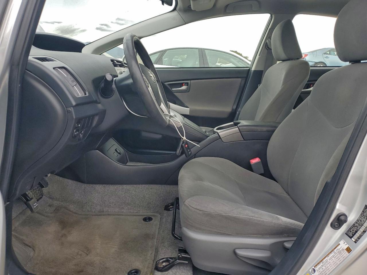 2012 TOYOTA PRIUS photo 13