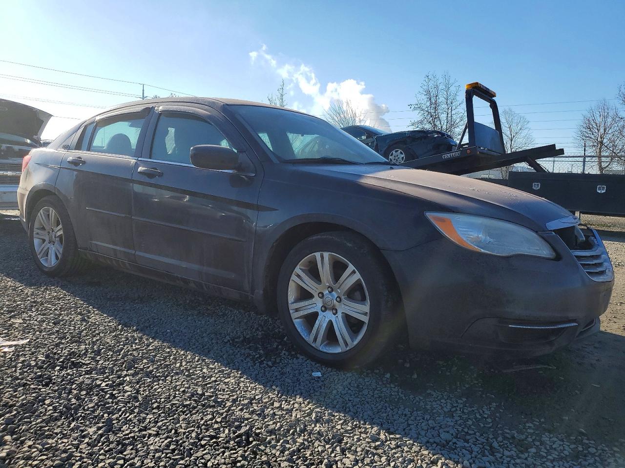 2013 CHRYSLER 200 TOURING photo 4