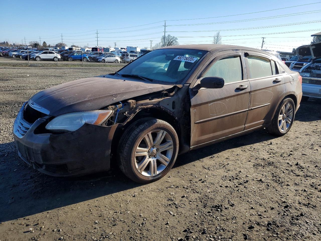 2013 CHRYSLER 200