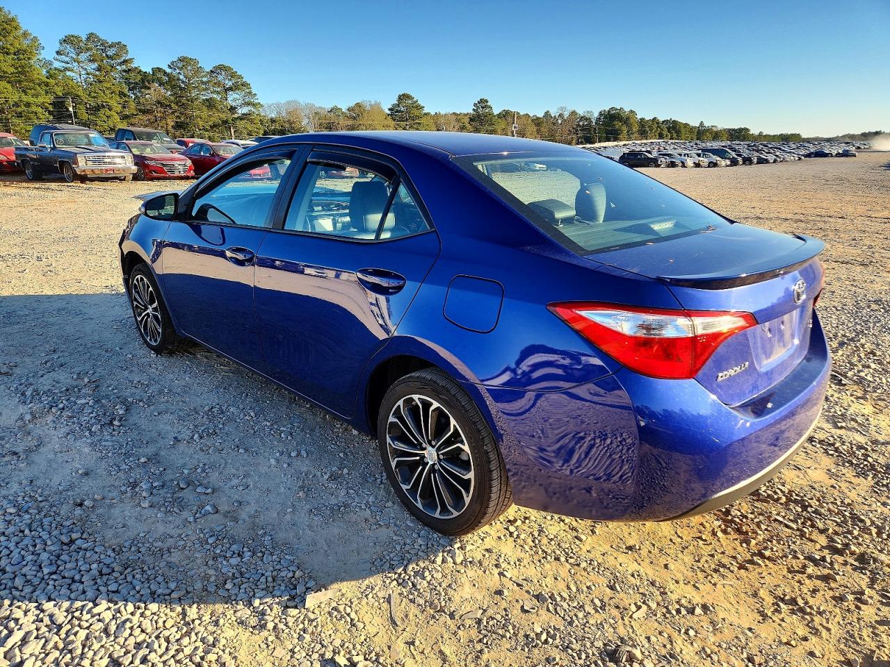 2014 TOYOTA COROLLA L photo 2