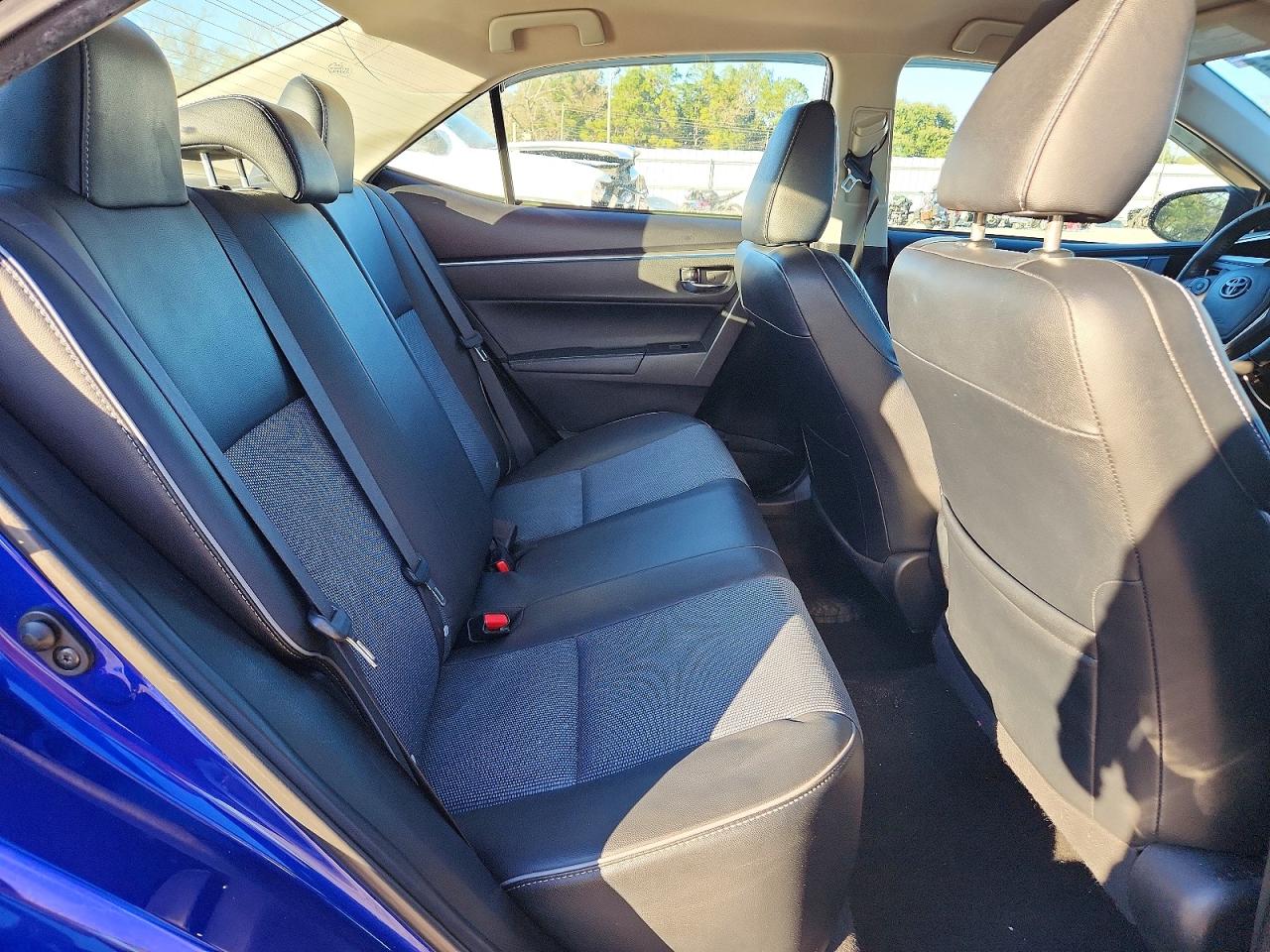 2014 TOYOTA COROLLA L photo 10