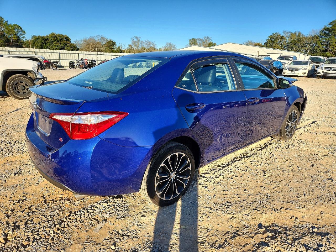 2014 TOYOTA COROLLA L photo 3
