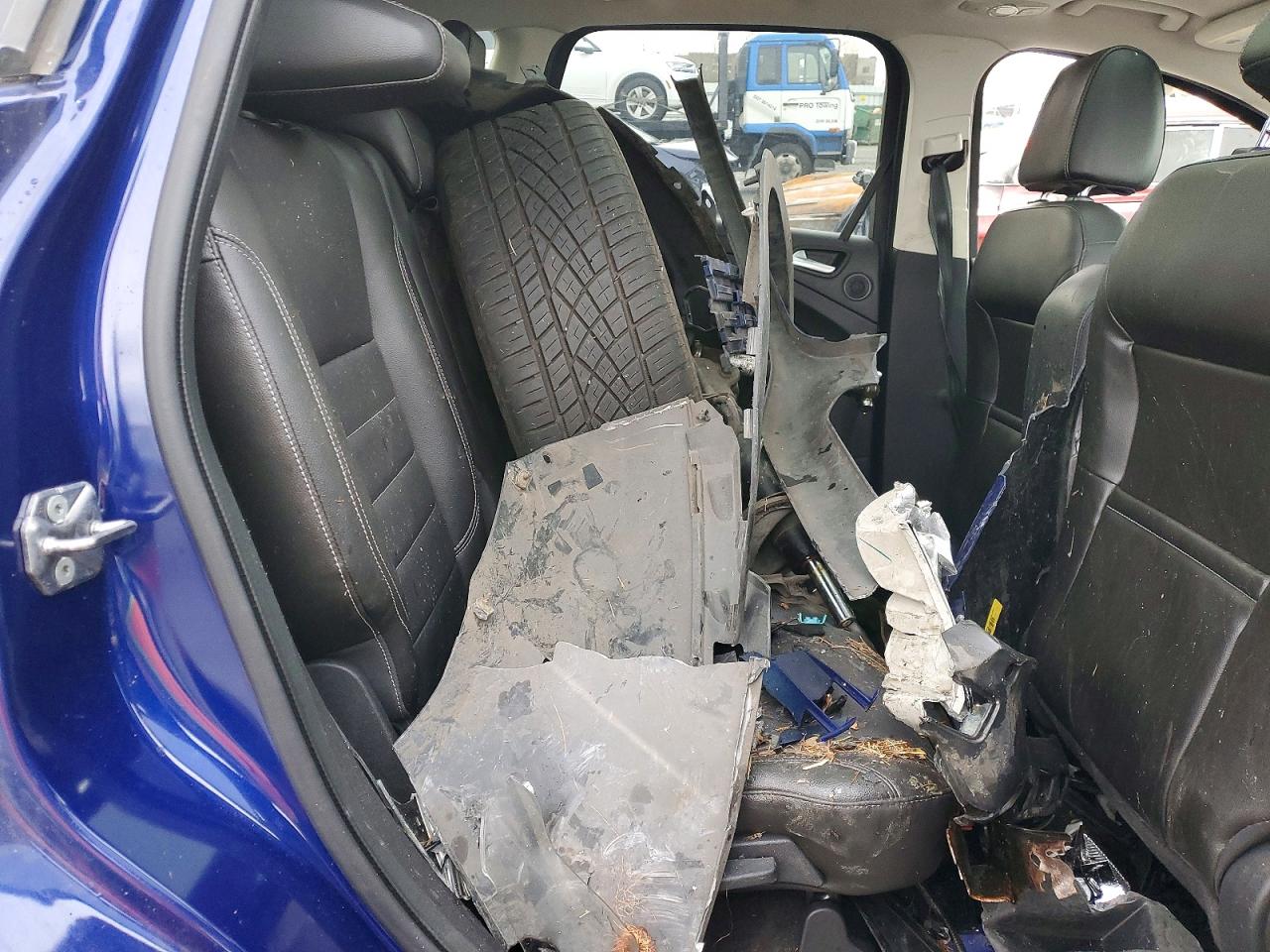 2013 FORD ESCAPE SEL photo 11