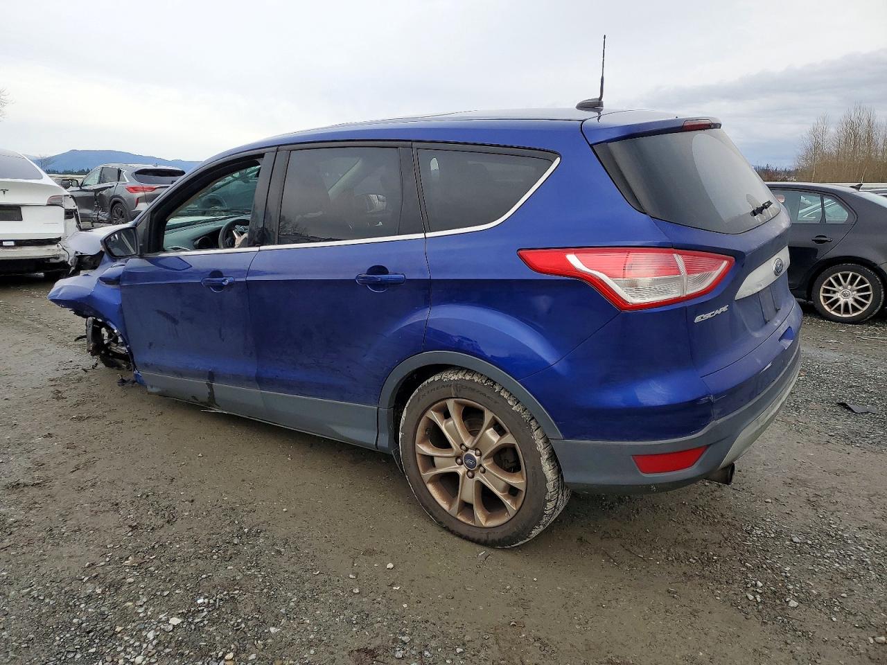 2013 FORD ESCAPE SEL photo 2