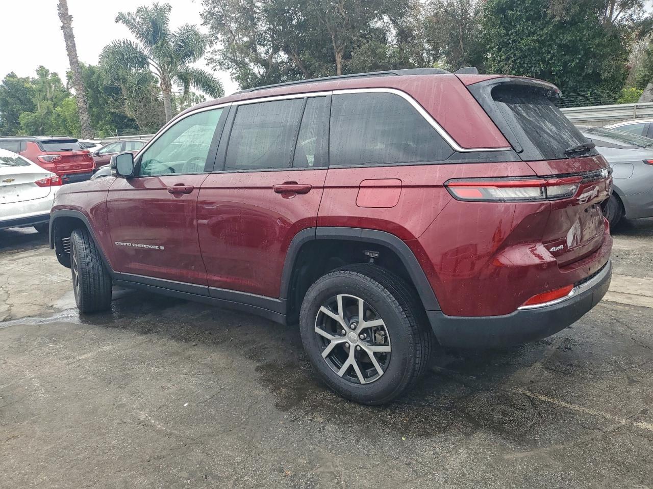 2024 JEEP GRAND CHEROKEE LIMITED photo 2