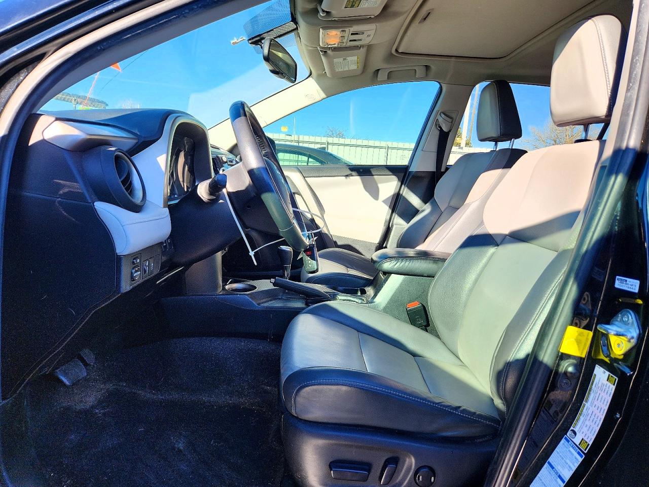 2015 TOYOTA RAV4 LIMITED photo 7