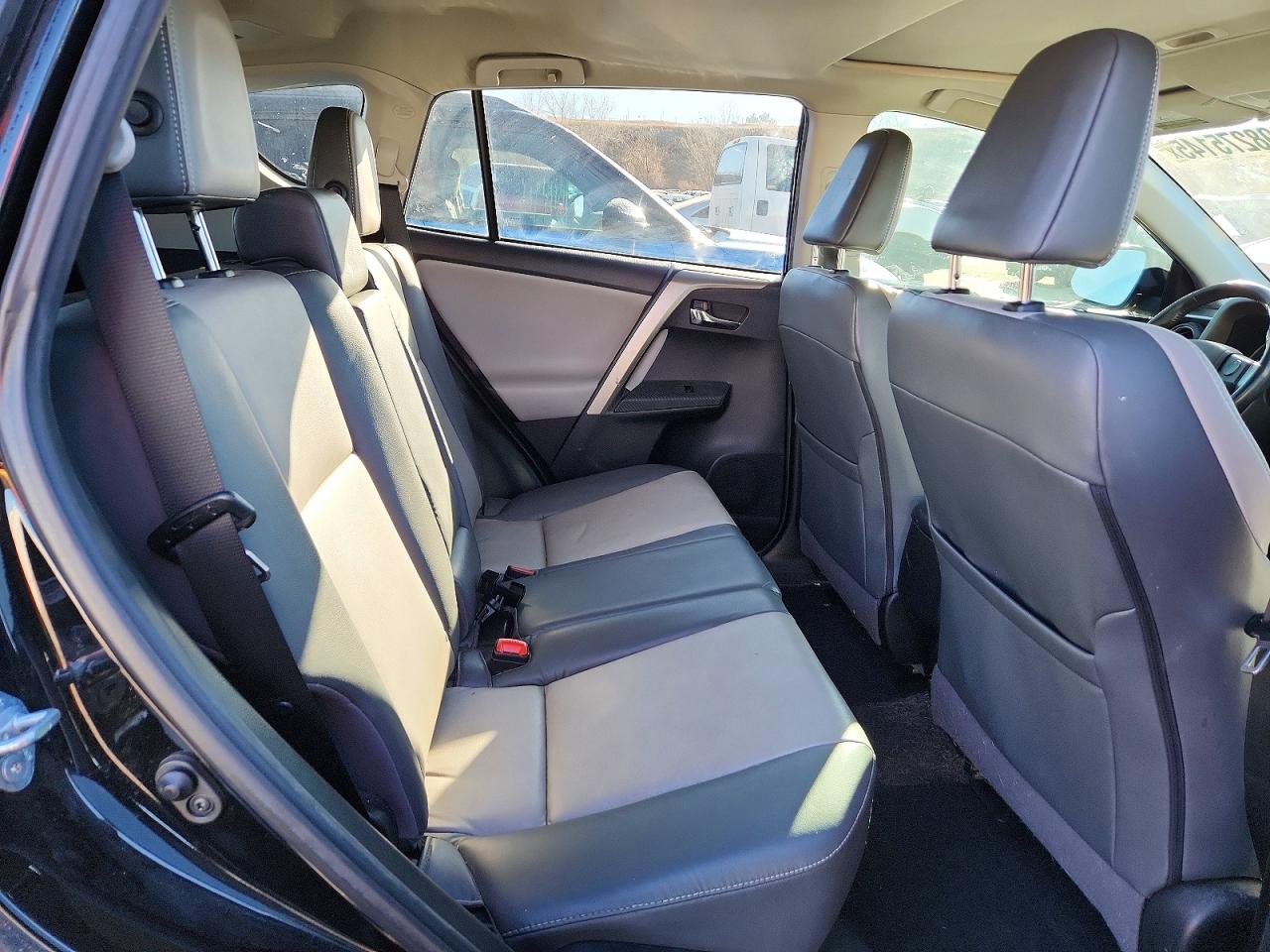 2015 TOYOTA RAV4 LIMITED photo 11