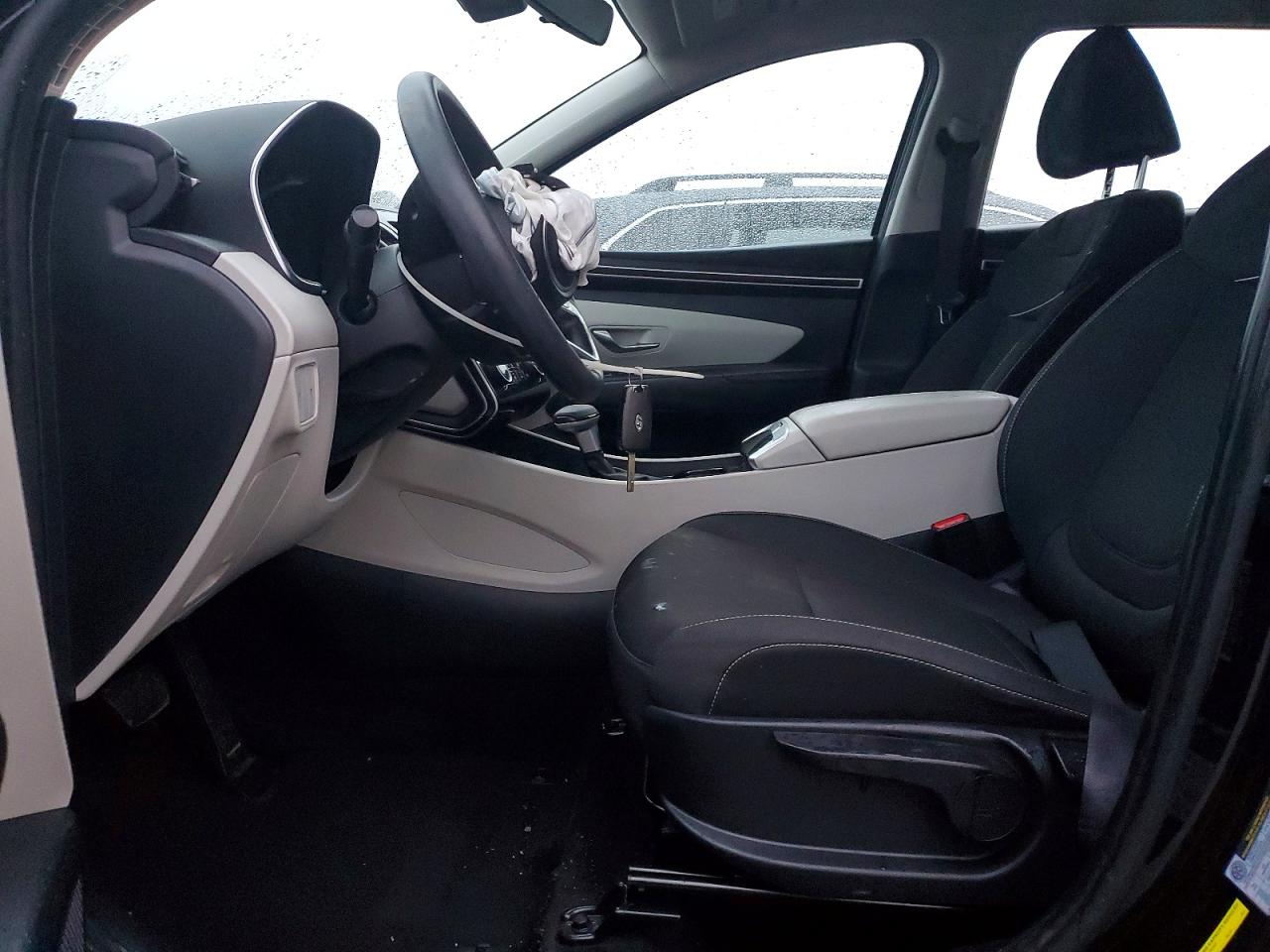 2022 HYUNDAI TUCSON SE photo 13