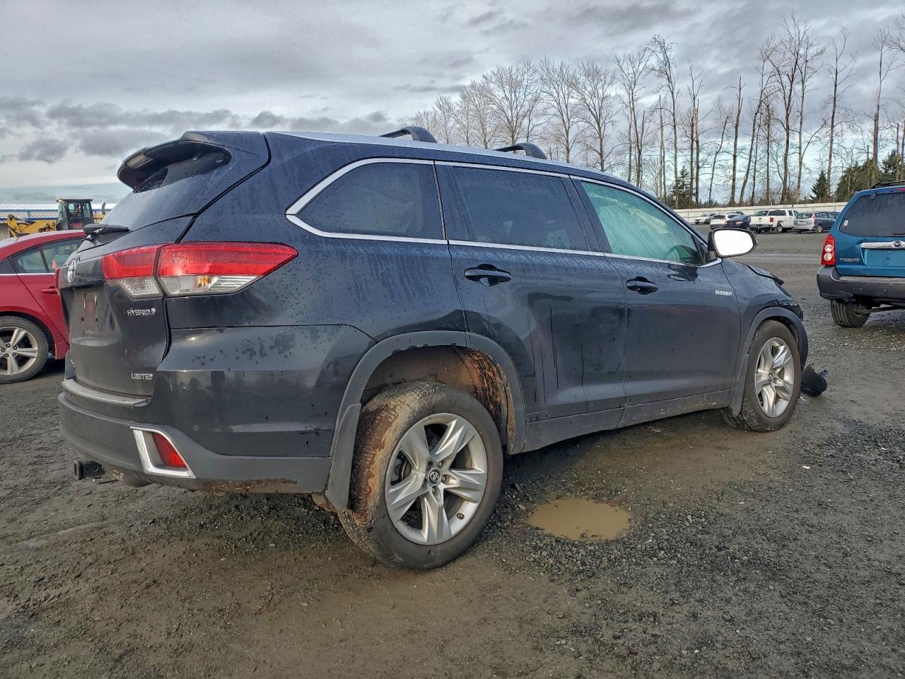 2017 TOYOTA HIGHLANDER HYBRID LIMITED photo 5