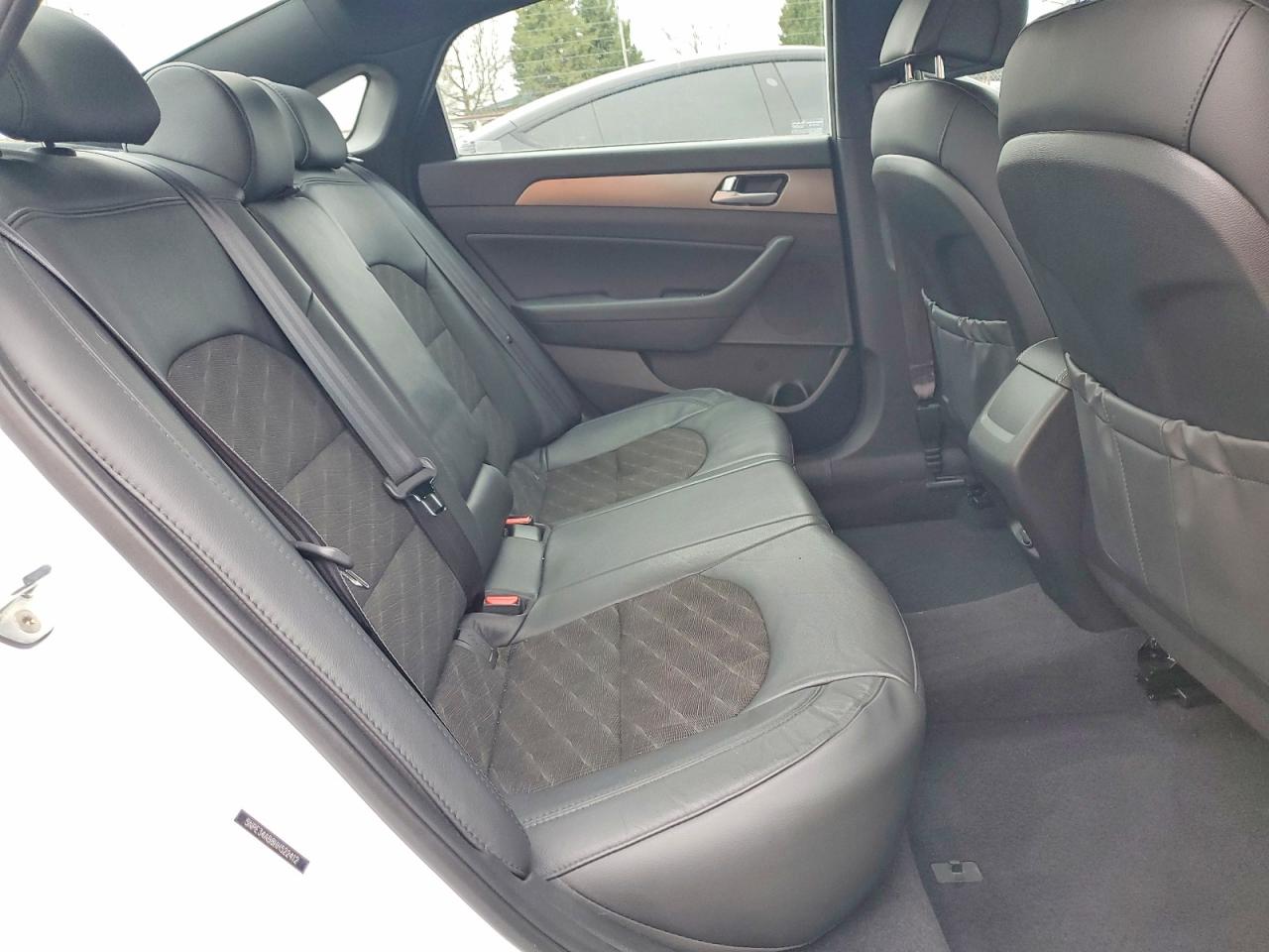 2017 HYUNDAI SONATA SPORT photo 10