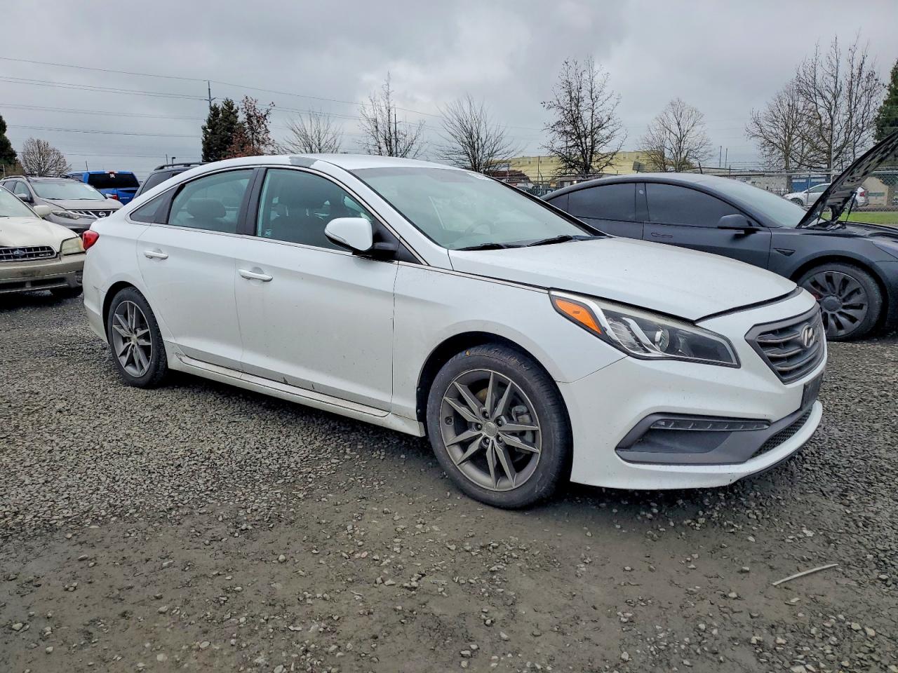 2017 HYUNDAI SONATA SPORT photo 4
