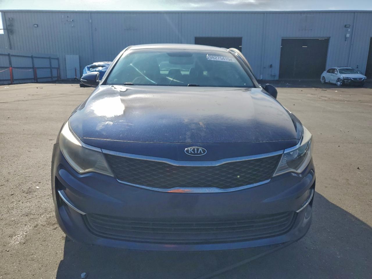 2018 KIA OPTIMA LX photo 5
