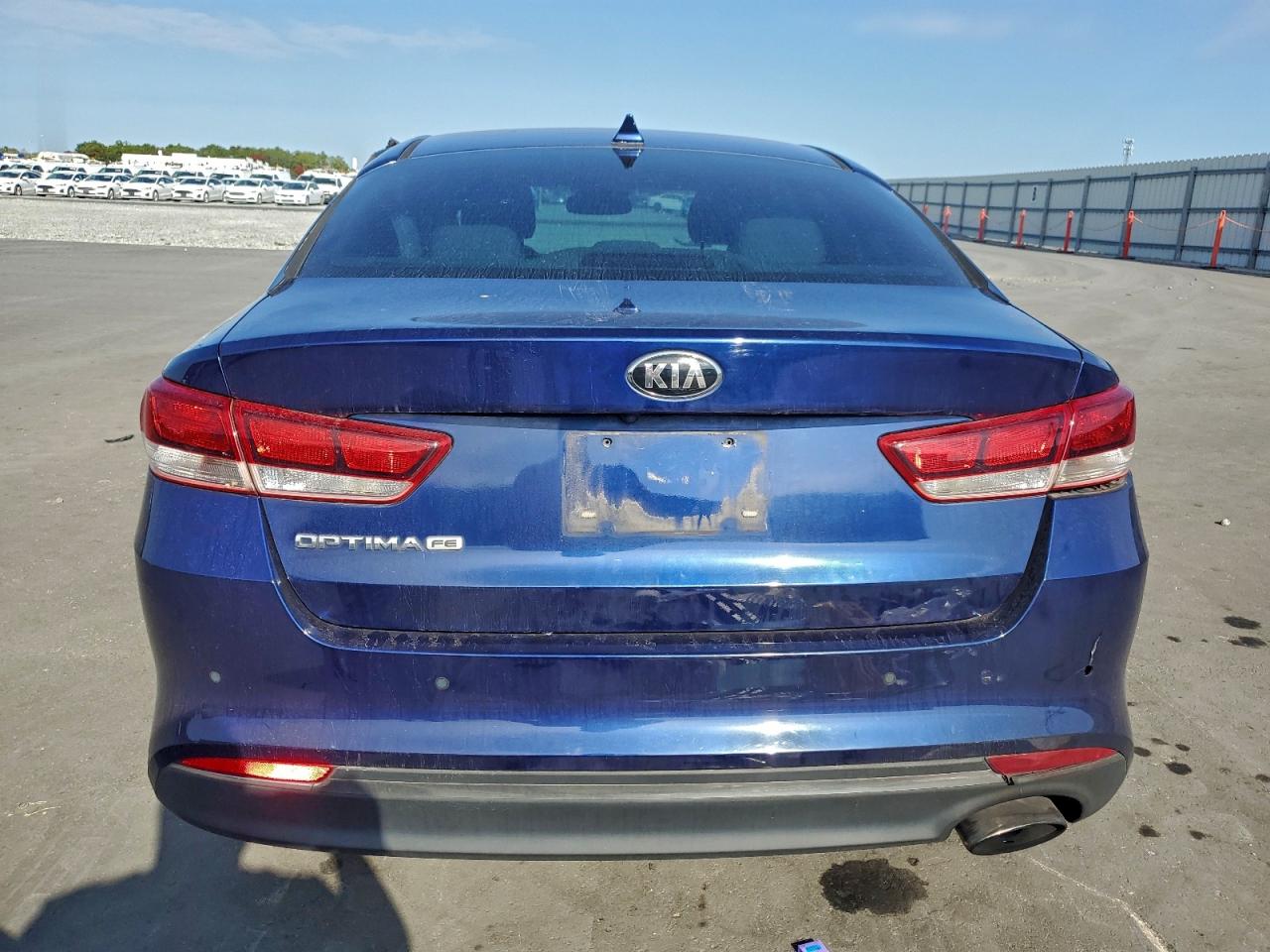 2018 KIA OPTIMA LX photo 6