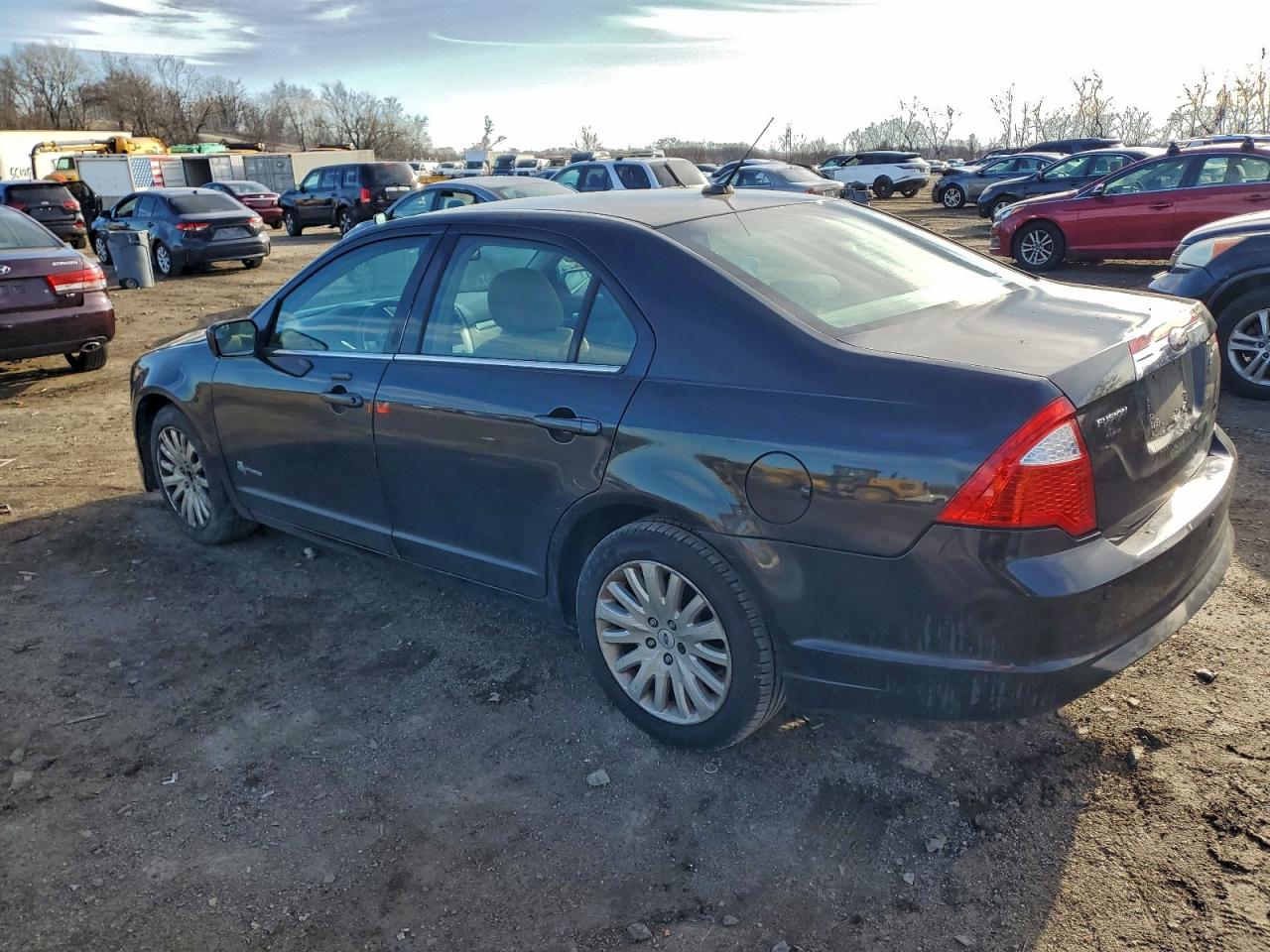 2011 FORD FUSION HYBRID photo 2
