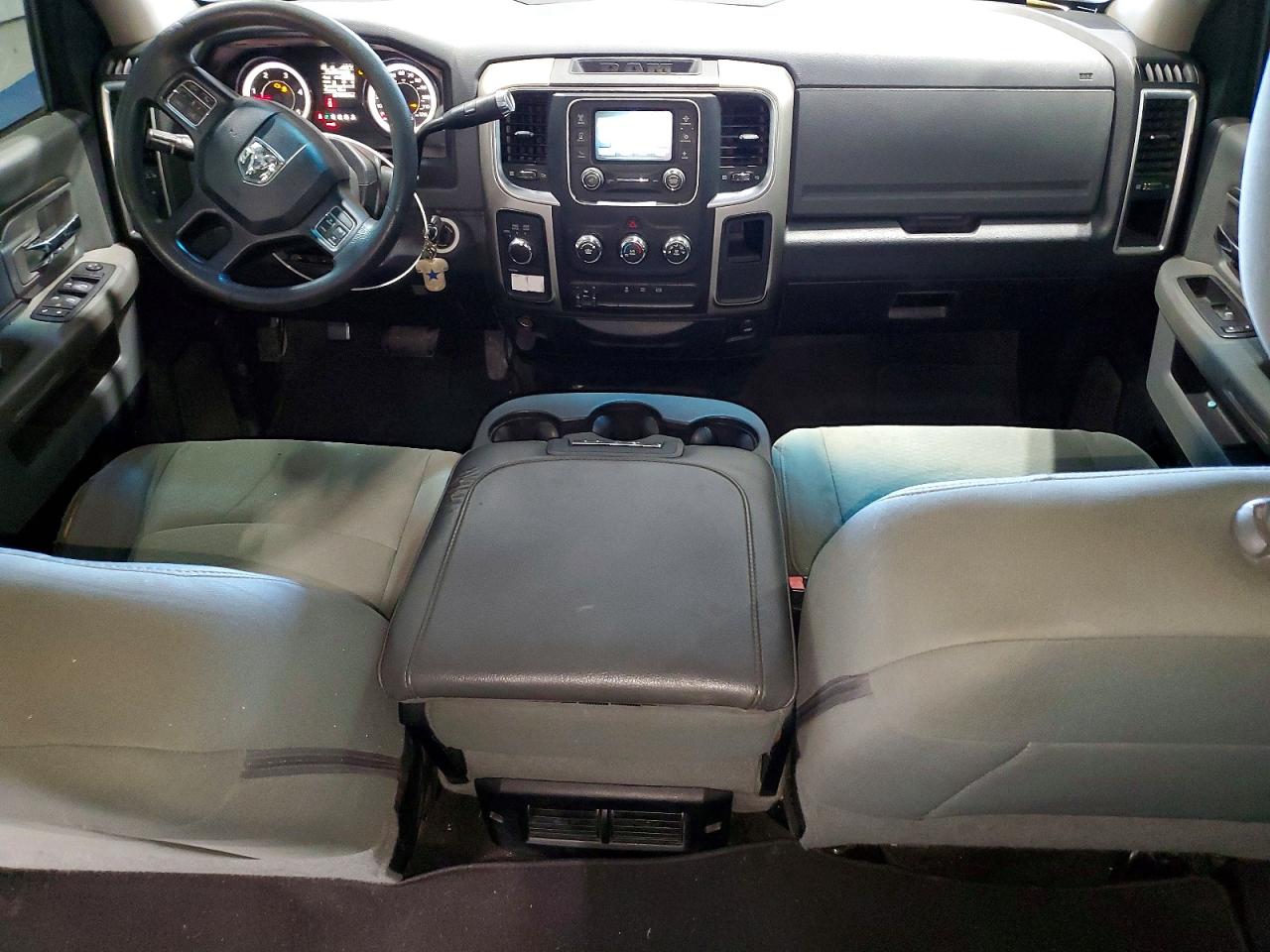 2017 RAM 2500 SLT photo 8