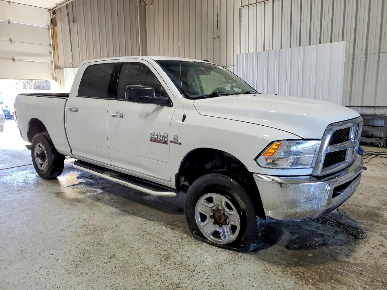 2017 RAM 2500 SLT photo 4
