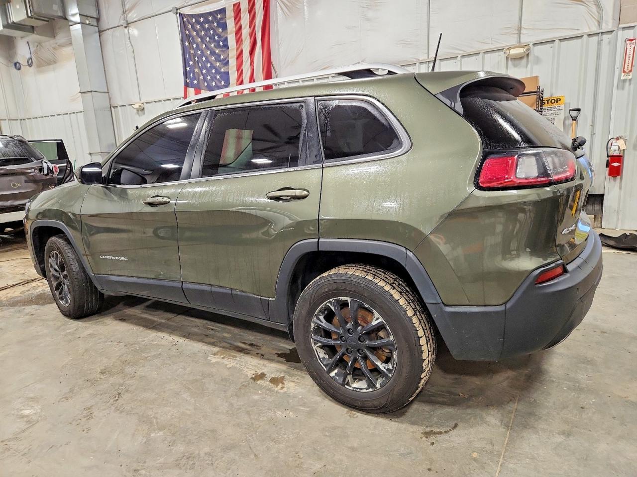 2019 JEEP CHEROKEE LATITUDE PLUS photo 2