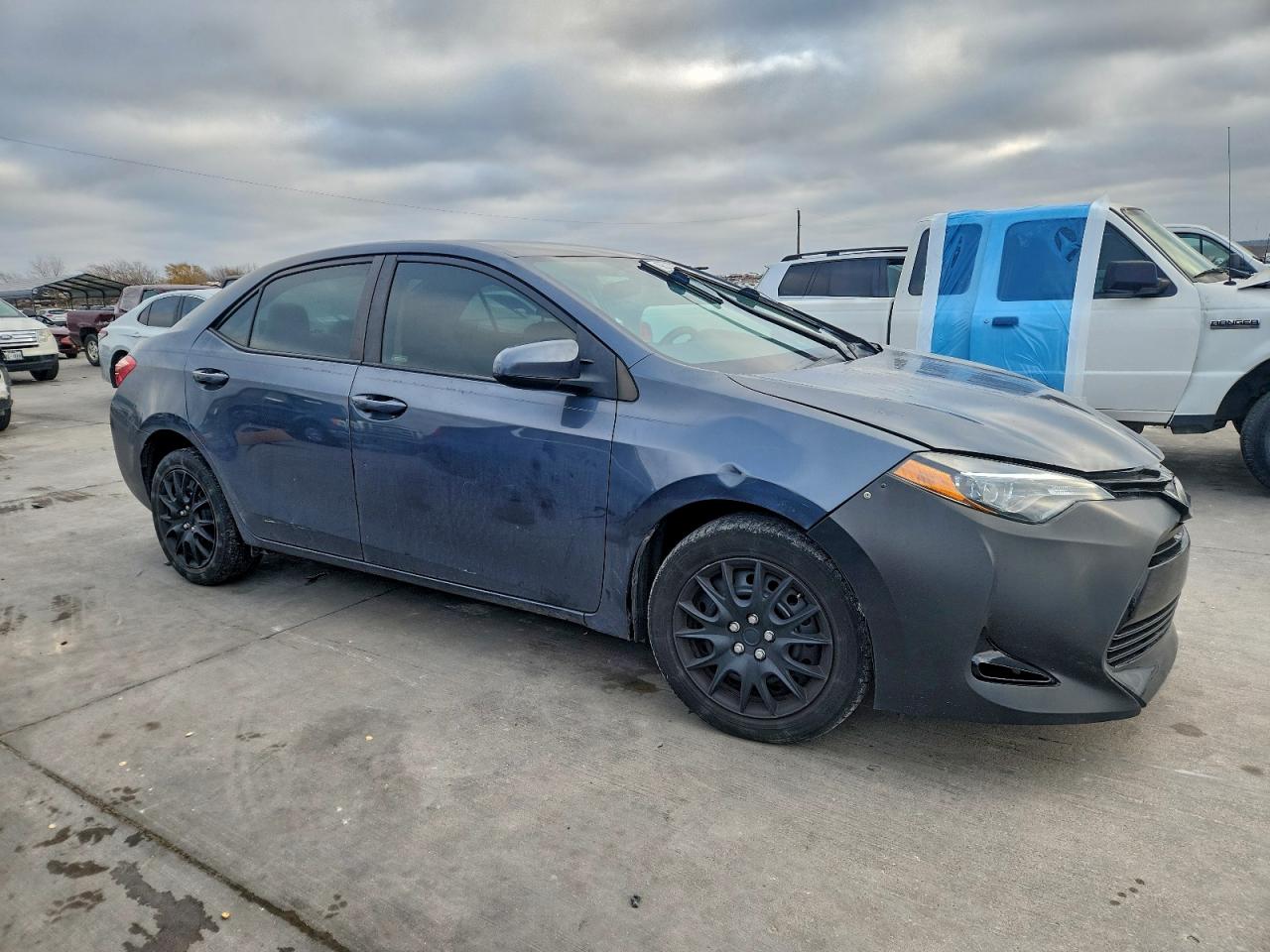 2018 TOYOTA COROLLA L photo 4
