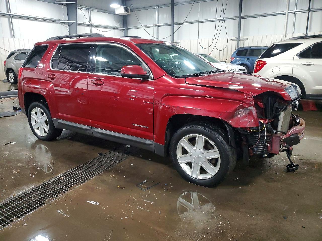 2011 GMC TERRAIN SLE photo 4