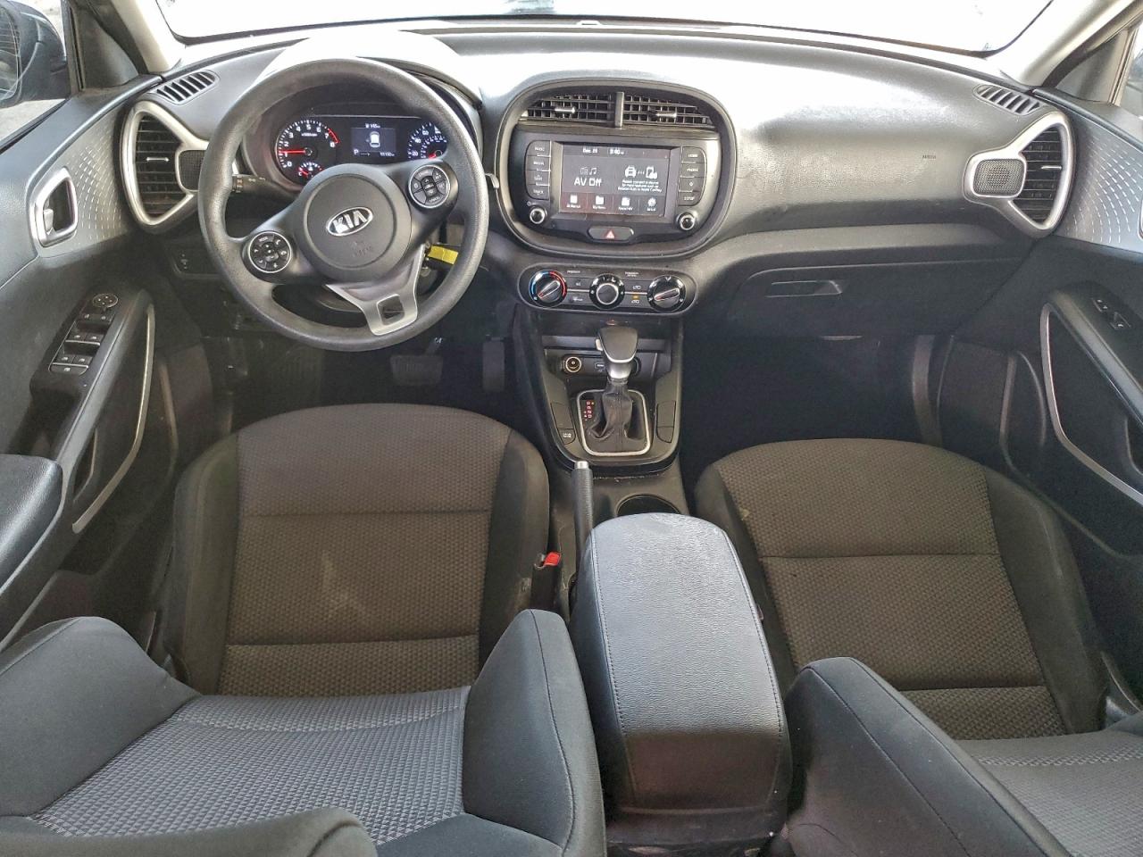 2020 KIA SOUL LX photo 8