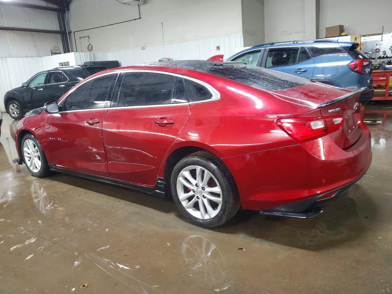 2017 CHEVROLET MALIBU LT photo 2