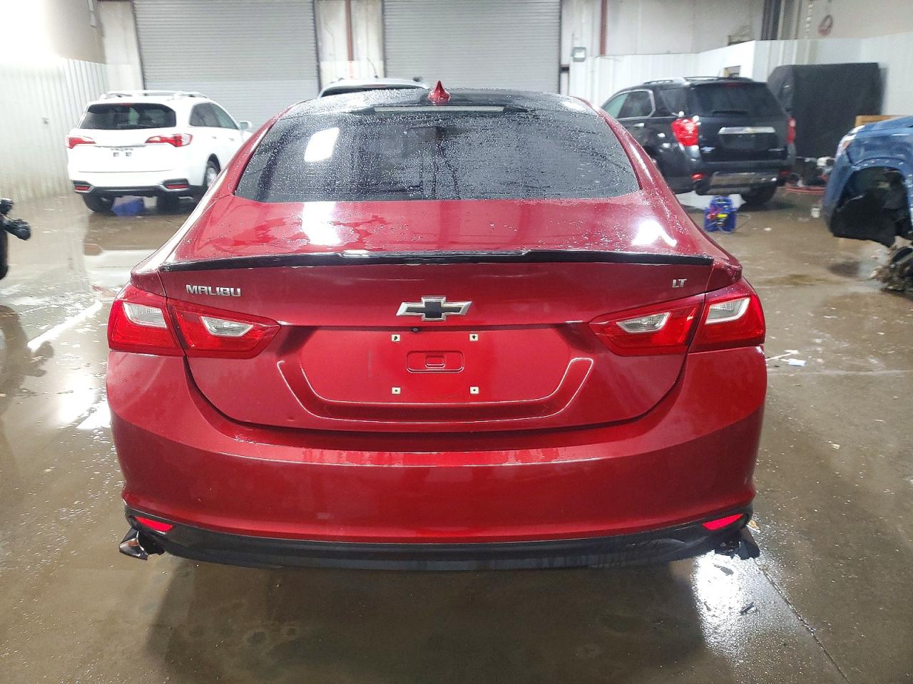 2017 CHEVROLET MALIBU LT photo 6
