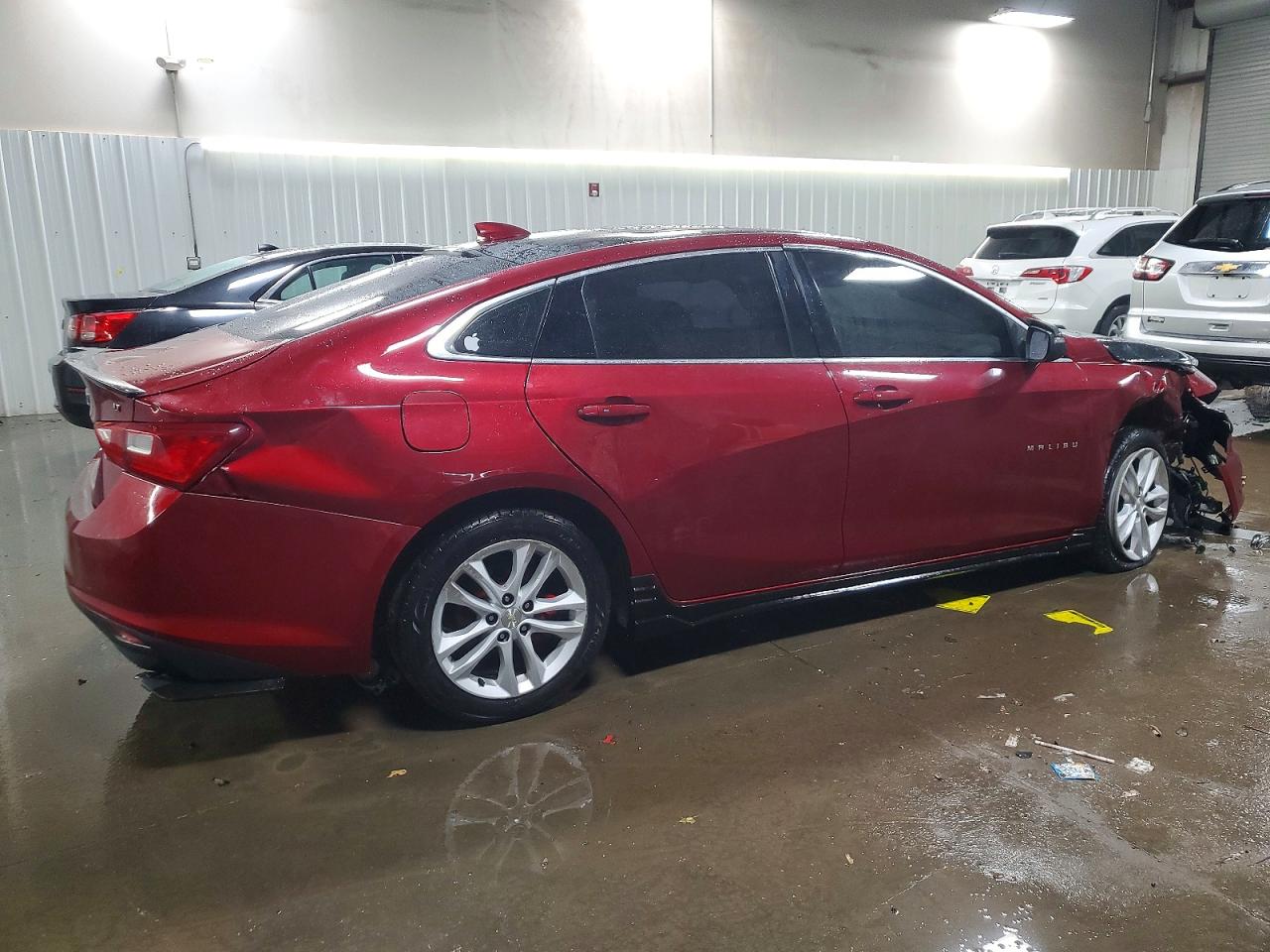 2017 CHEVROLET MALIBU LT photo 3