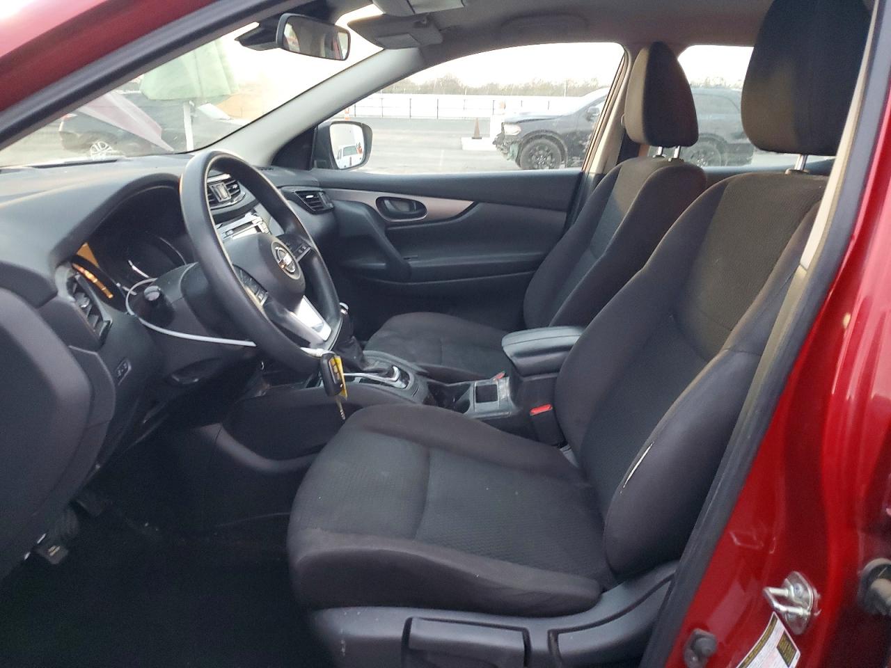 2020 NISSAN ROGUE SPORT S photo 7