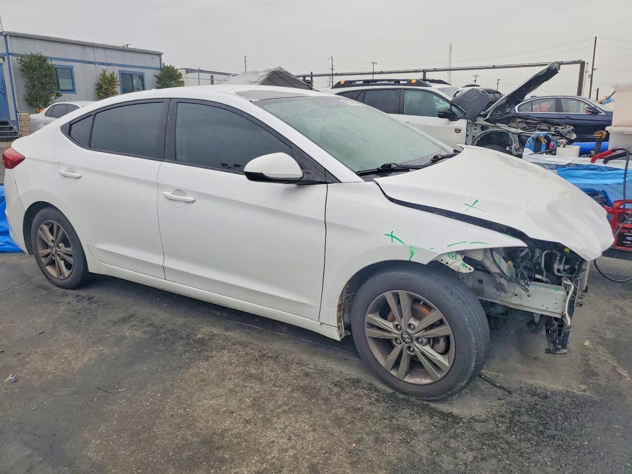 2018 HYUNDAI ELANTRA SEL photo 4