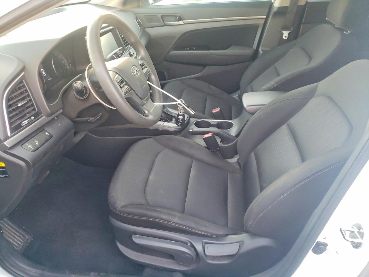 2018 HYUNDAI ELANTRA SEL photo 7