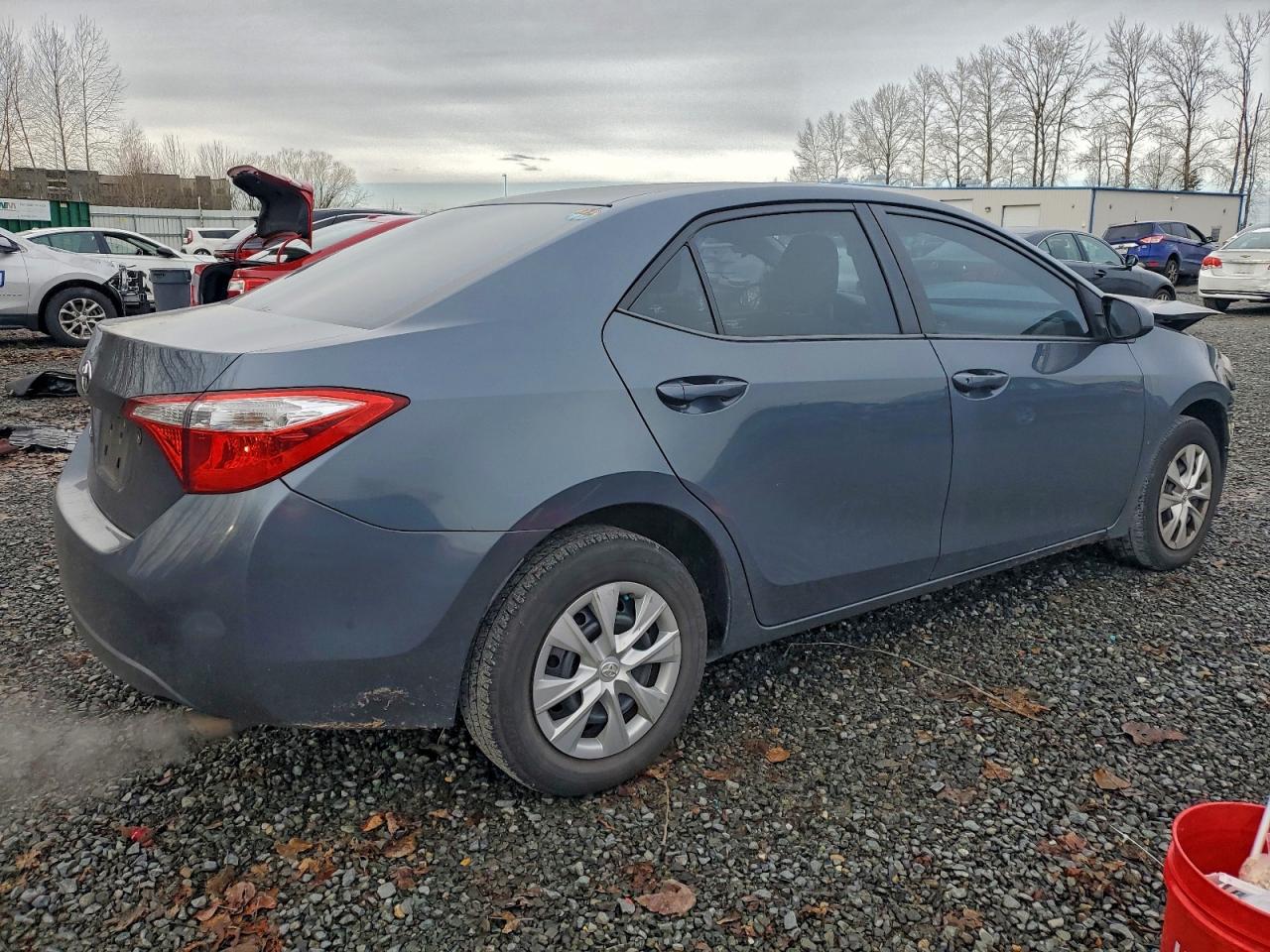 2014 TOYOTA COROLLA L photo 7
