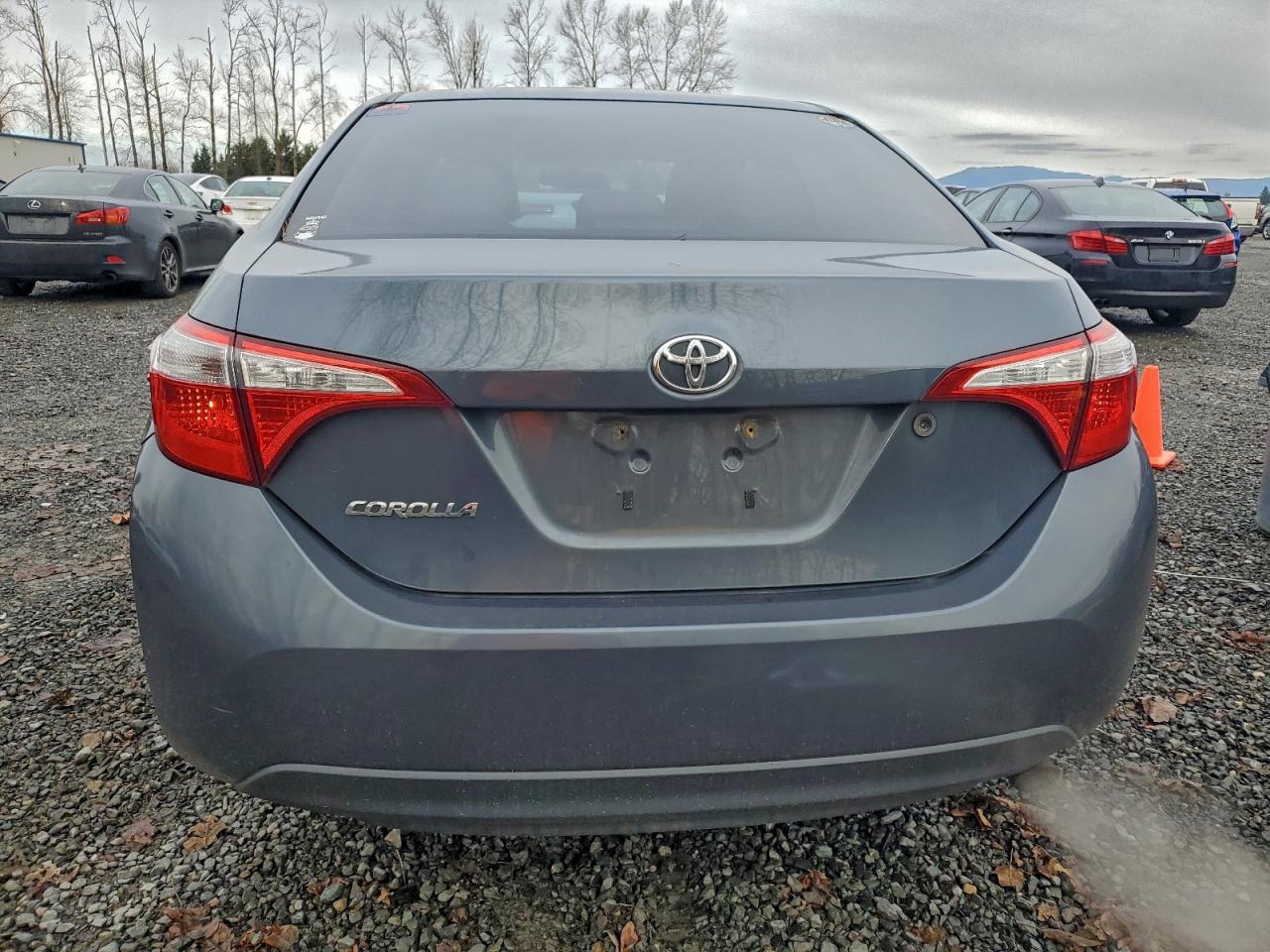 2014 TOYOTA COROLLA L photo 16