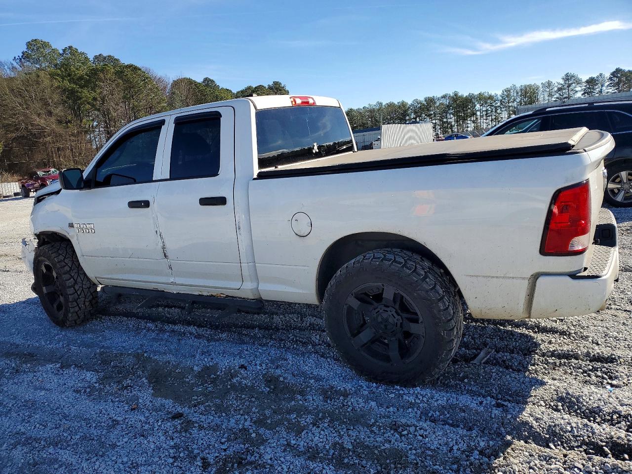 2014 RAM 1500 ST photo 2