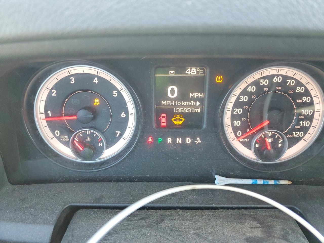 2014 RAM 1500 ST photo 9