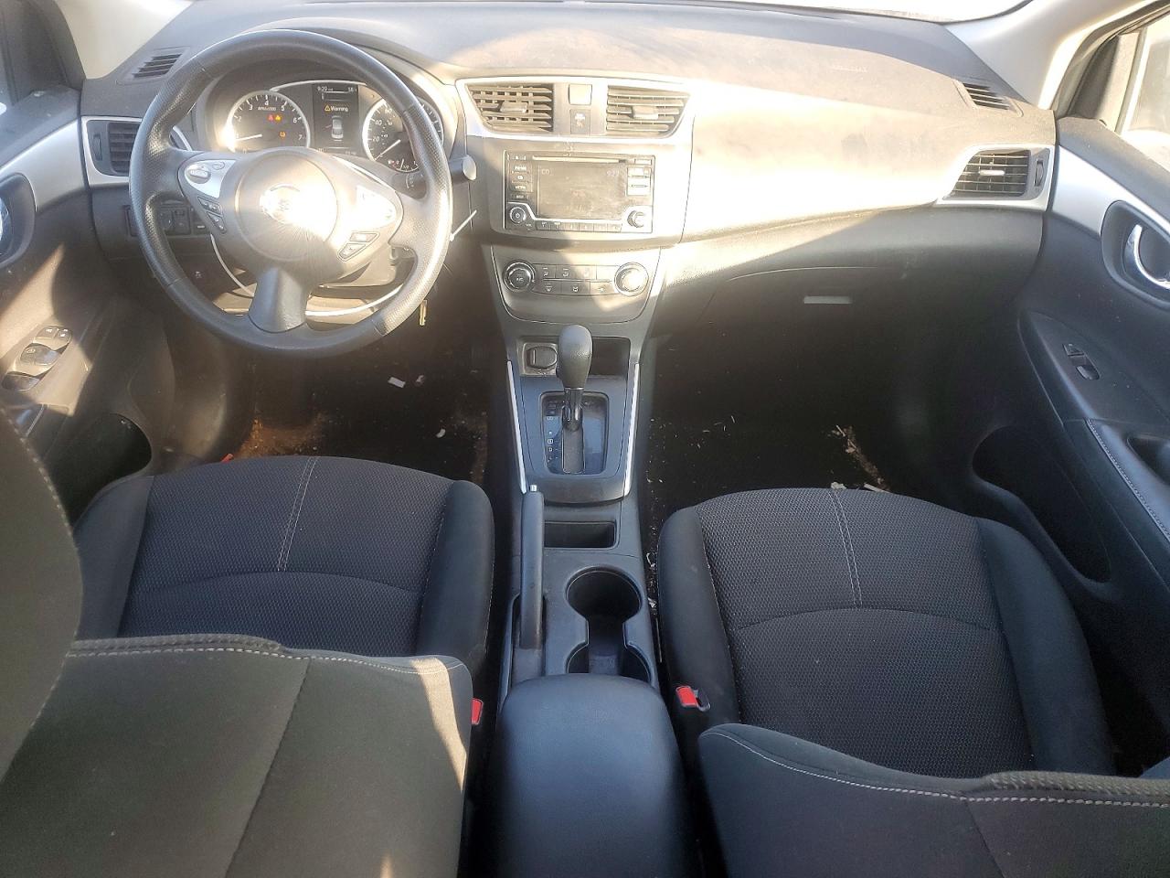 2018 NISSAN SENTRA S photo 8