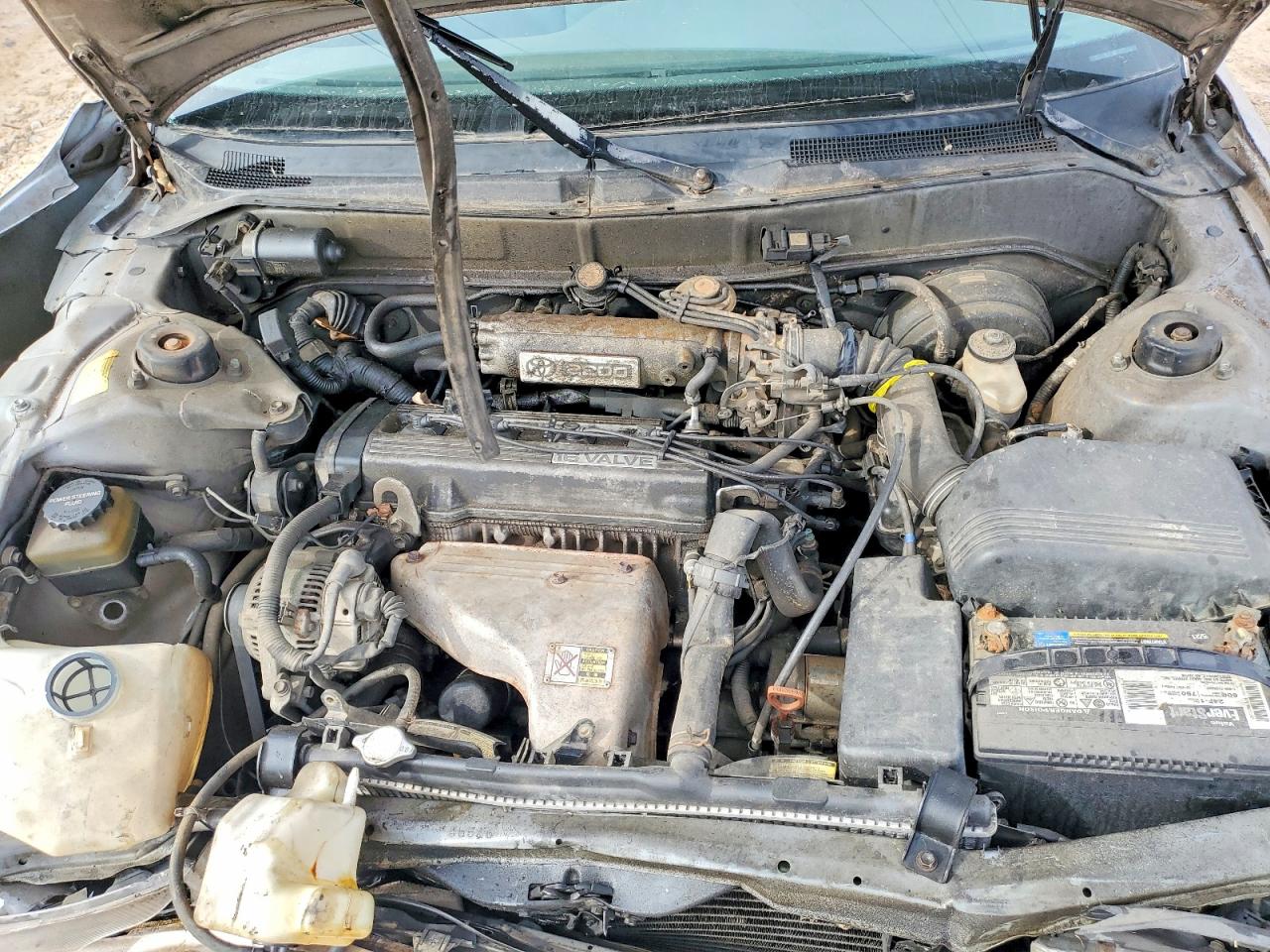 1993 TOYOTA CAMRY LE photo 11