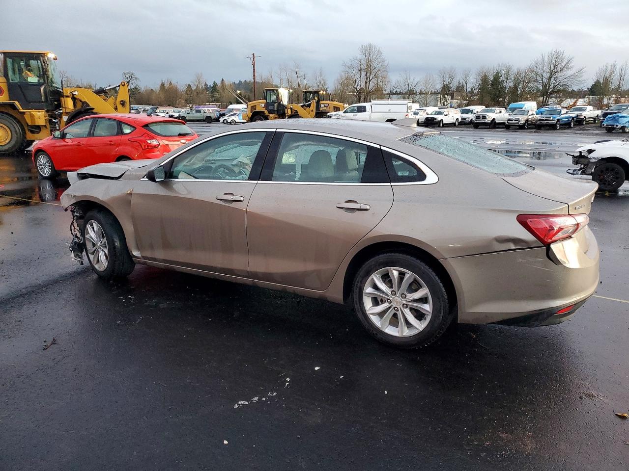 2022 CHEVROLET MALIBU LT photo 2