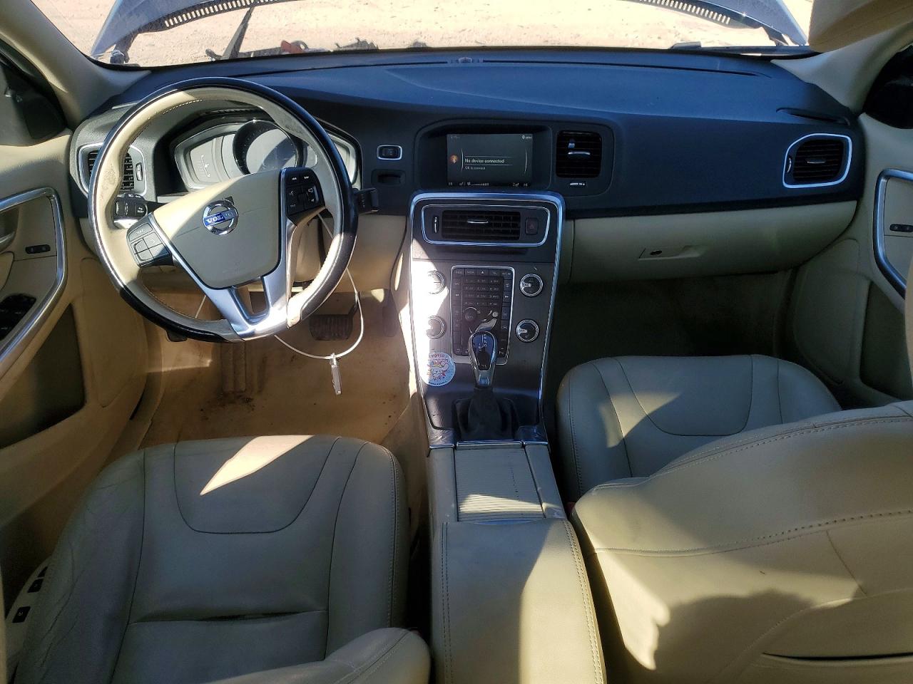 2015 VOLVO S60 PREMIER photo 8