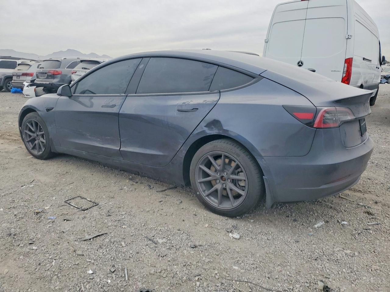 2022 TESLA MODEL 3 photo 2