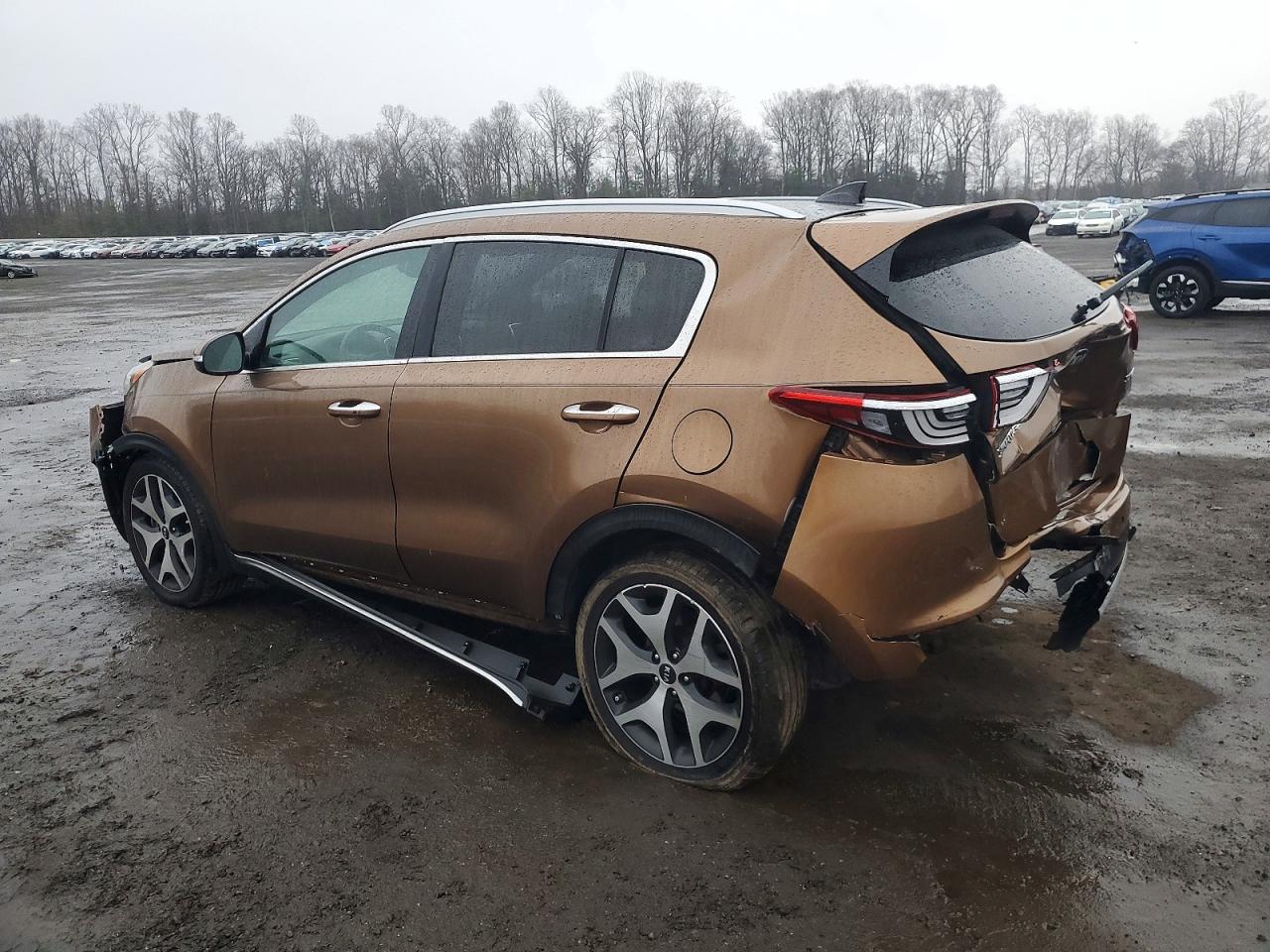 2017 KIA SPORTAGE SX photo 2