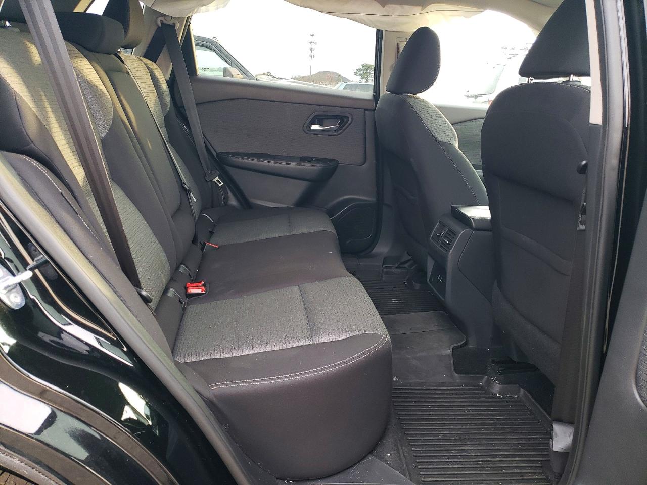 2021 NISSAN ROGUE SV photo 11