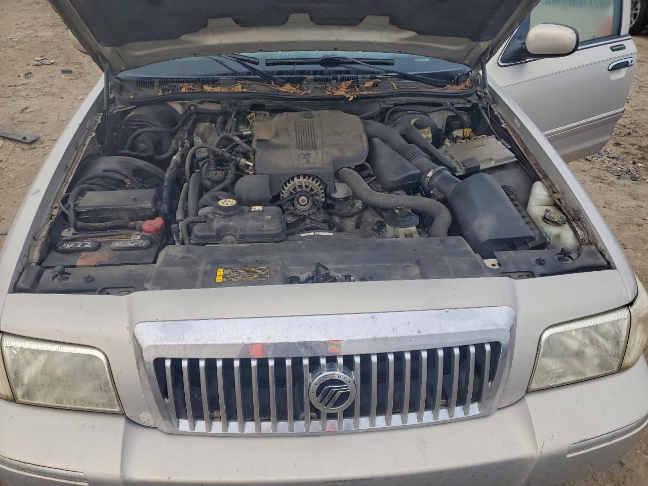 2008 MERCURY GRAND MARQUIS GS photo 11