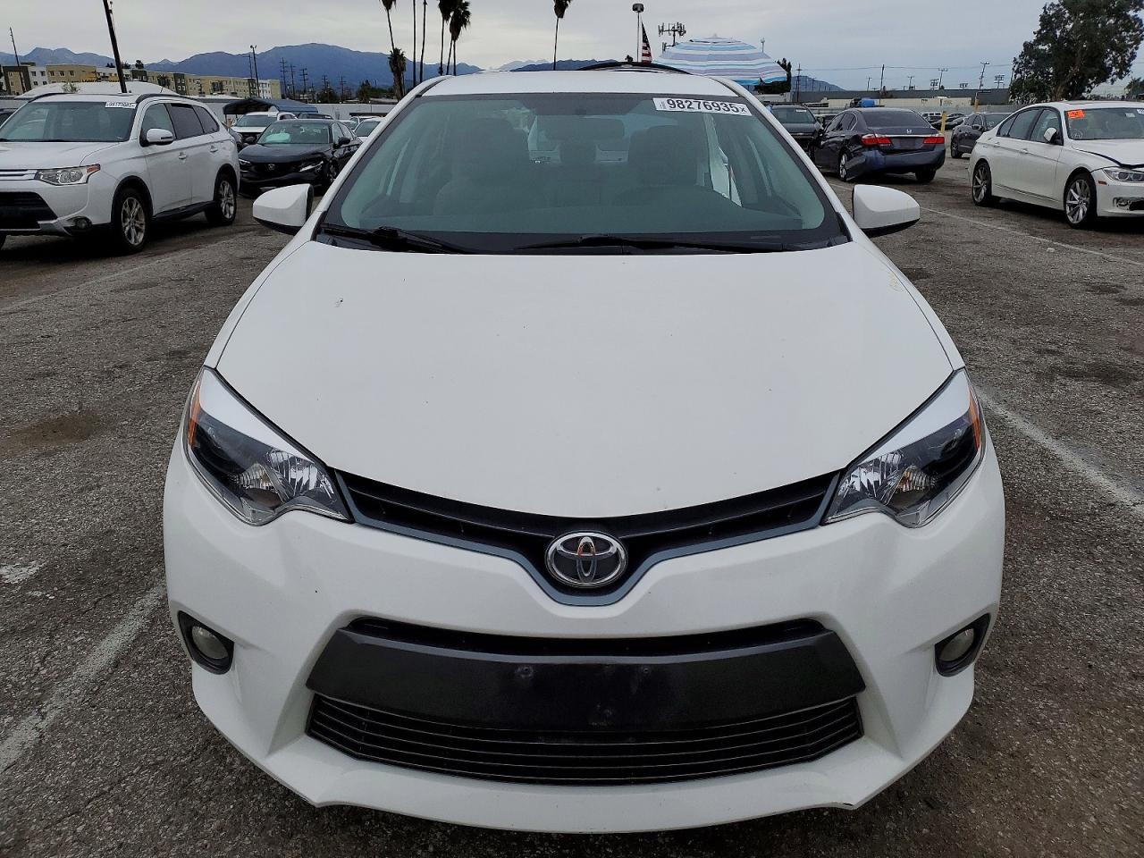2015 TOYOTA COROLLA L photo 5