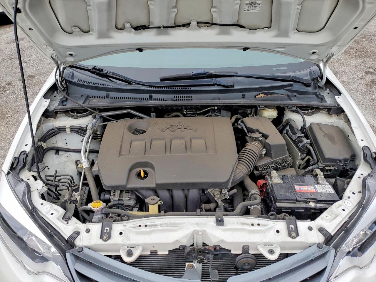 2015 TOYOTA COROLLA L photo 11