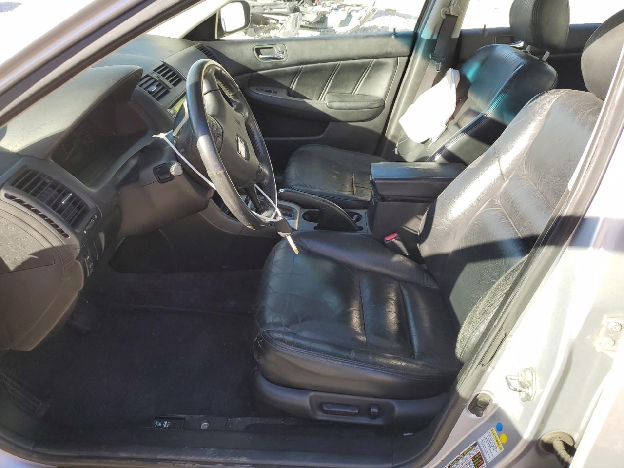 2004 HONDA ACCORD EX photo 7