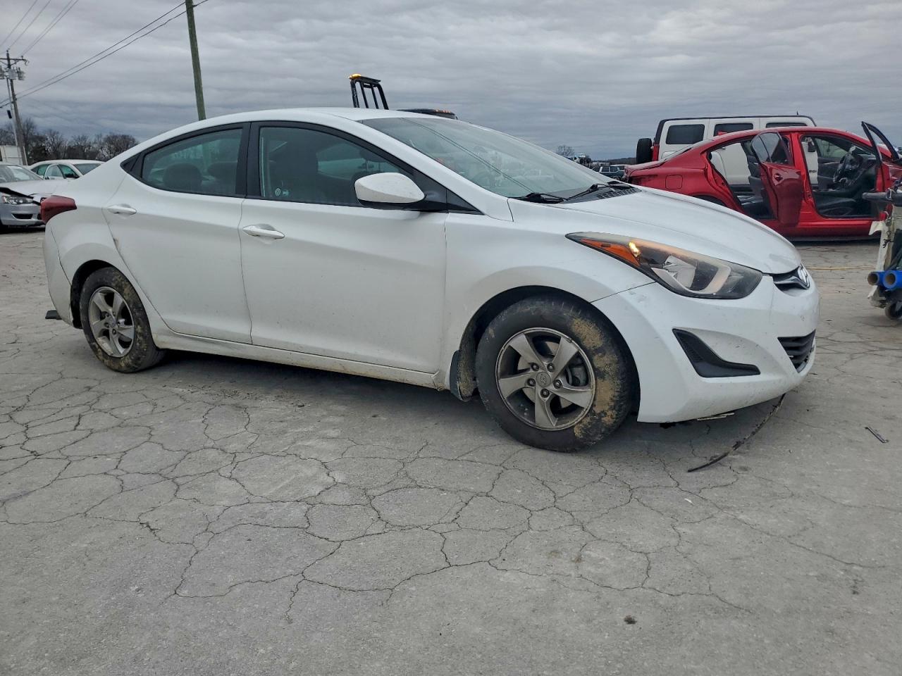 2015 HYUNDAI ELANTRA SE photo 4