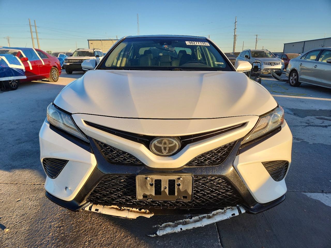 2019 TOYOTA CAMRY XSE photo 5